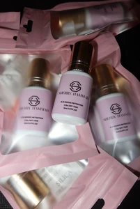 דבק להלחמת ריסים